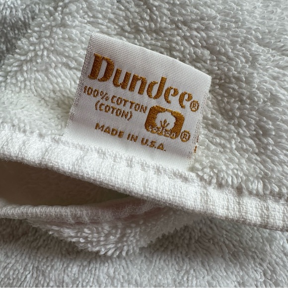 Vintage 80s Dundee geo floral print bath towel - Picture 5 of 9